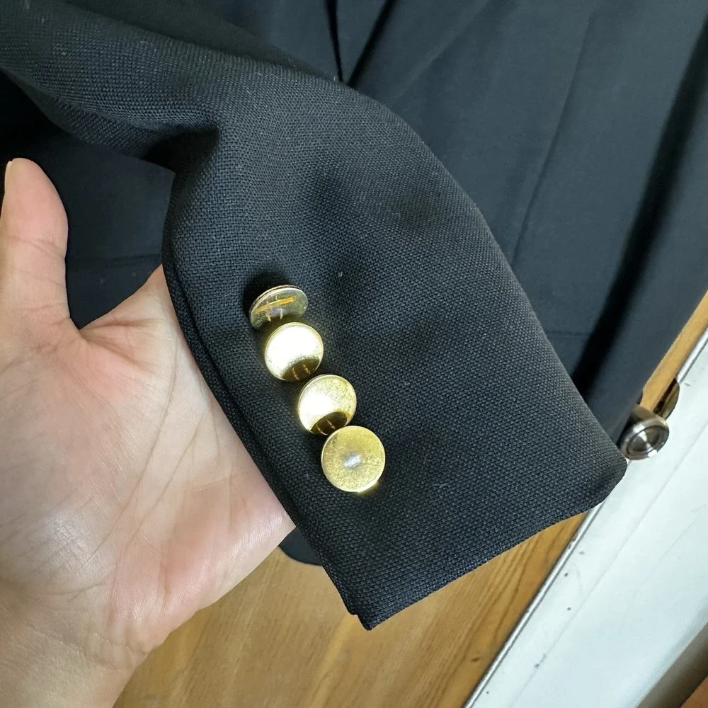 Hilton Men's Sports Jacket Sz 44R‎ 100% Wool Tessuto Lessona Gold Buttons Black
